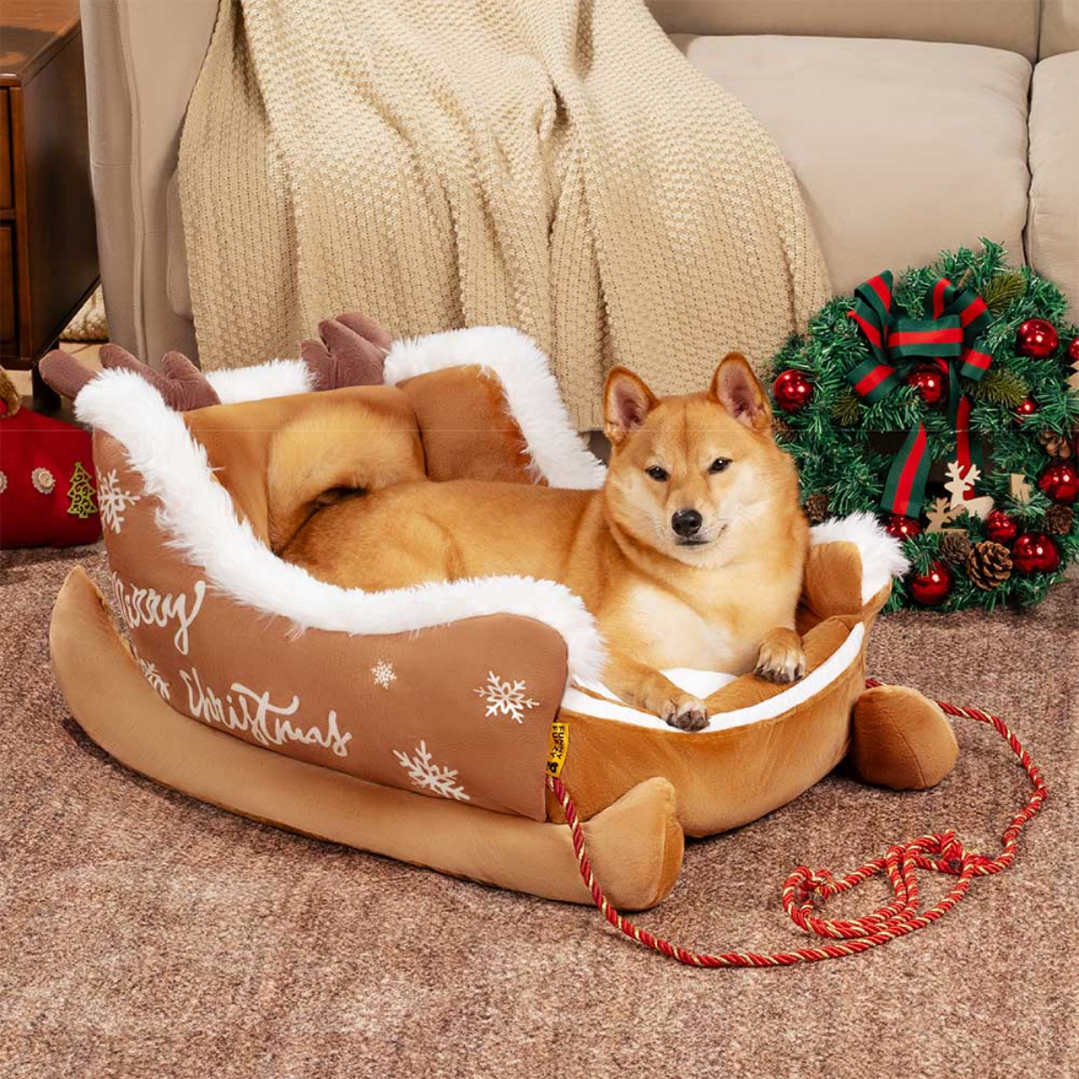 Cama Pet Natalina em Formato de Trenó, Base Antiderrapante - CozySled™