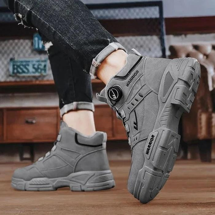[Oferta de Mês dos Pais] Kit Bota Militar Warrior Masculina de Couro Legitimo + 3 BRINDES: Cinto, Relógio e Carteira